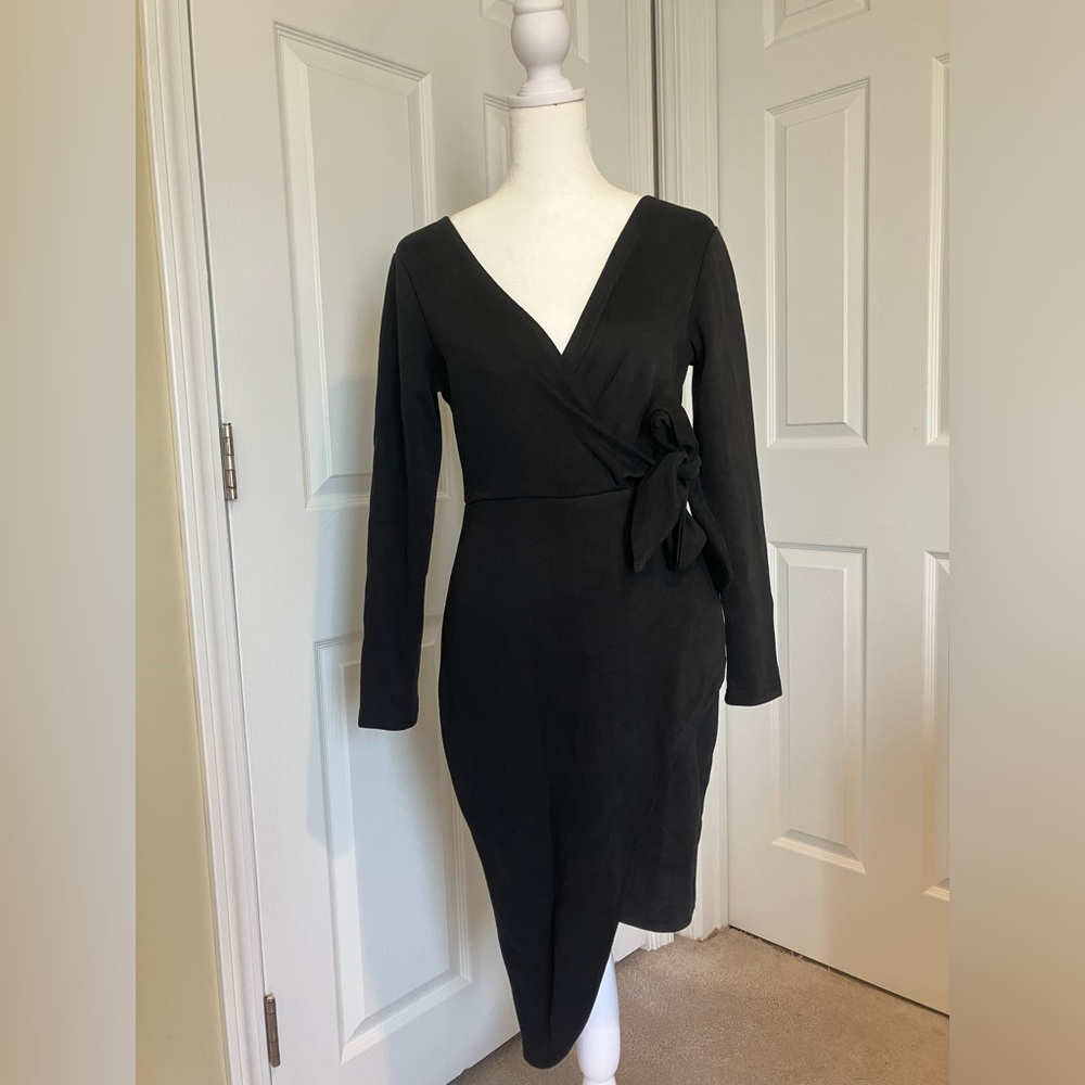 R. Vivimos asymetrical black dress. Size 4/6